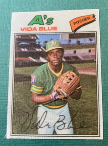 1977 Topps Cloth Sticker Vida Blue Oakland Athletics - Picture 1 of 2