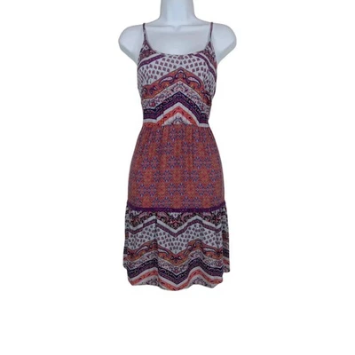 Mossimo Supply Co Vestido Solero Floral en Niveles Estampado Floral Cachemira Talla Med Foto 1 de 4