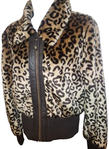 Candie's Brand Sexy Leopard Print Faux Fur Satin Lined Jacket Juniors Large#clo - Picture 1 of 4