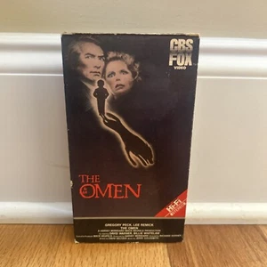 1976 The Omen VHS Video Tape Gregory Peck - Picture 1 of 6