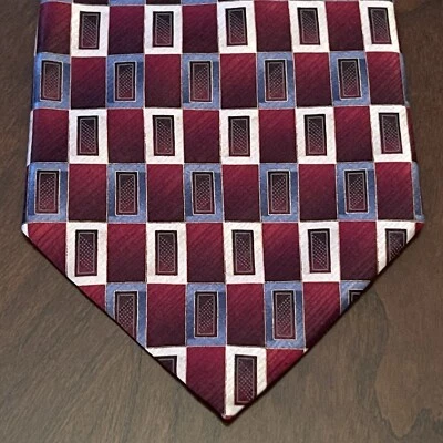 Vintage Roundtree & Yorke Hand Made 100% Silk Men’s Neck Tie Made In USA XL - Image 1 of 4