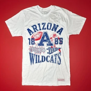 Arizona Wildcats Fútbol Mitchell & Ness - Camisa - Para Hombre Pequeña **NUEVA CON ETIQUETAS** - Imagen 1 de 7
