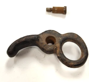 Antique Singer Treadle Sewing Machine Belt Shifter and Screw - Cast Iron - Picture 1 of 2