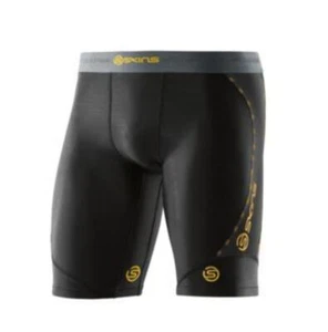 SALE | SKINS DNAMIC MENS COMPRESSION HALF TIGHTS - BLACK - Picture 1 of 3