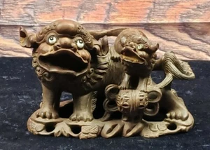 Vintage Chinese Hardwood Carving Shishi Fu Foo Dog Lion & Pup Statute signed  - Picture 1 of 8