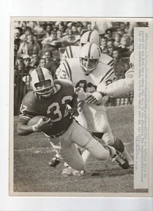 Vintage 1971 Buffalo Bills OJ Simpson 3 Yard Verlust von Colts Hendricks Pressefoto - Bild 1 von 3