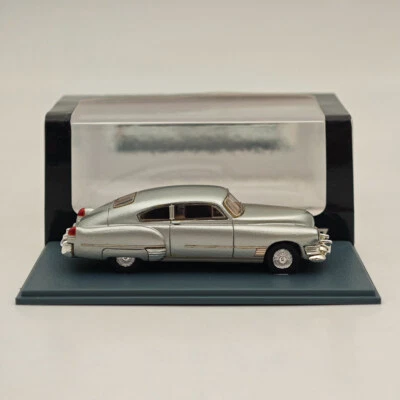 1/87 NEO SCALE MODELS Cadillac Series 62 Sedanet Coupe Silver Resin Car Limited - Image 1 of 4