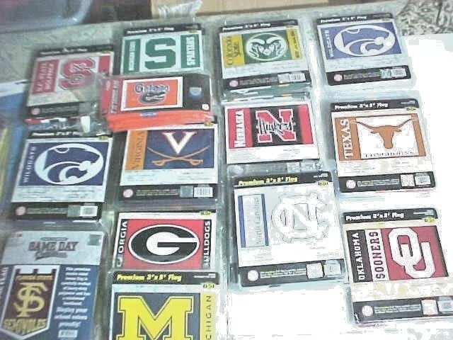 NCAA FLAGS PREMIUM 3X5 HEAVY DUTY ON SALE ASSORTED COLLEGE TEAMS - Image 1 of 1