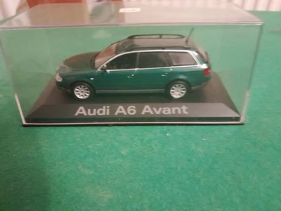 Minichamps AUDI A6 Avant - 1/43 - Como nuevo en caja - Verde oscuro Foto 1 de 4