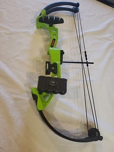 Bear Brave Youth Bow Lime Green, NEW CONDITION - Picture 1 of 19
