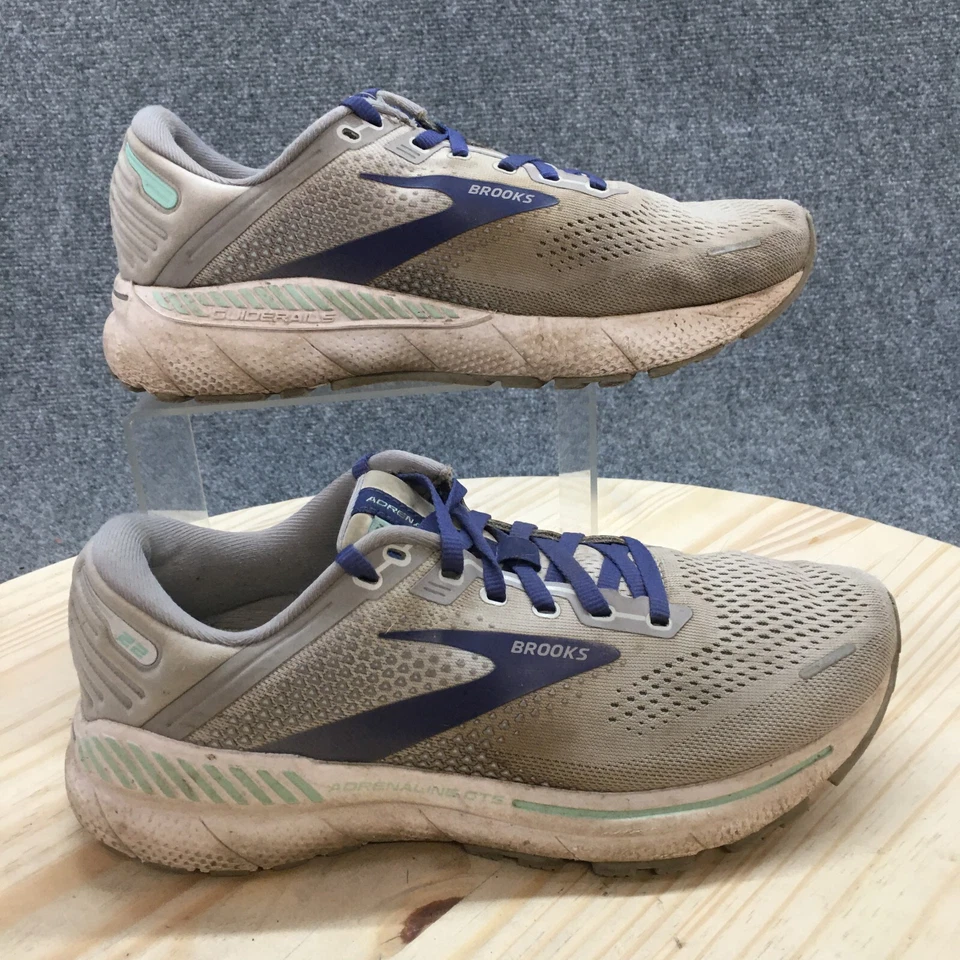 Brooks Sheos Womens 8.5 Wide Adrenaline GTS 22 Running Sneakers Gray Athletic - Image 1 of 4