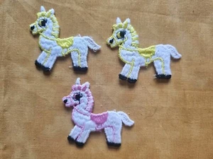 Vintage White & Yellow Pony/Horse Sew On Patches - Picture 1 of 3