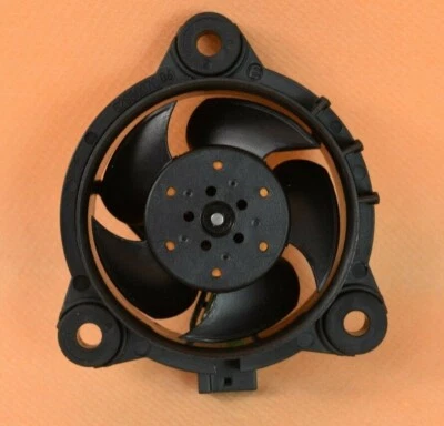 Audi A6 C7 (4G) HELLA Lüfter LED für Scheinwerfer rechts 168-578-01-AC  62960070 - Bild 1 von 4