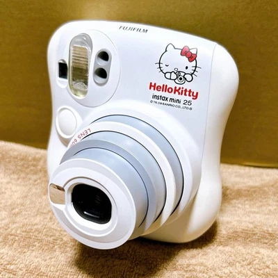 RARO【excelente】 Fujifilm Instax Cheki instax mini25 hello kitty sanrio f/Japón Foto 1 de 4