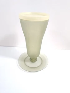 6 Vintage Tupperware Parfait Dessert Plastic Cups With Lids (Missing 1 lid) NOS - Picture 1 of 5