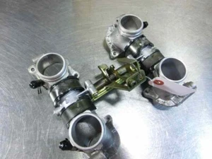 Vmax 1200 VMX12 V-max 1200  Vboost butterfly & Intake manifold assembly  Japan - Bild 1 von 12