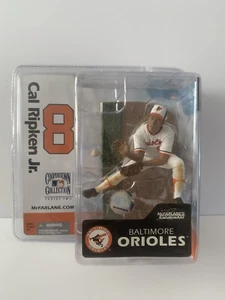 2005 MCFARLANE COOPERSTOWN COLLECTION SERIES 2 CAL RIPKEN JR. BALTIMORE ORIOLES  - Bild 1 von 4