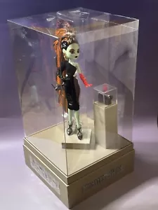 Mattel Monster High x Off White Electra Melody 2023 *NIB/NRFB* - Picture 1 of 18