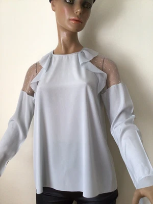 TOP MANGAS CON CORDONES DE SEDA AZUL CLARO CON ENCANTO VALENTINO ROJO M Foto 1 de 4