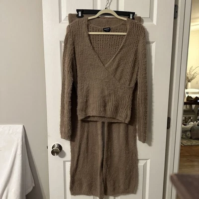 BEBE Sweater Pants And Sweater Set Size XL Beige Soft And Furry - Image 1 of 4