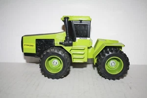 SREIGER PANTHER CP1400 ARTICULATING 4 WD TRACROR DIECAST-1/32-GOOD-1985 SCALE MO - Picture 1 of 9