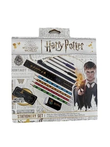 Bumper Harry potter stationery Set inc maths set 4 pencils 4 pens eraser - Picture 1 of 4