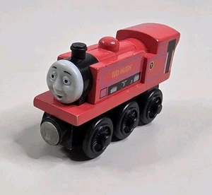 Thomas El Tren Ferrocarril de Madera Ivo Hugh Tanque Rojo Motor De Colección 2003 Friends - Imagen 1 de 9
