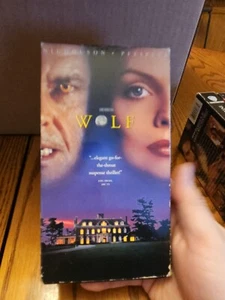 "Wolf" 1994 (VHS) Jack Nicholson, Michelle Pfiffer - Picture 1 of 9