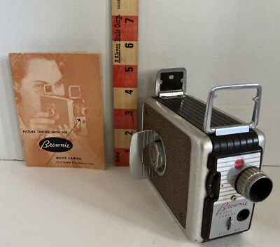 Cámara de cine vintage Kodak Brownie ocho mm 8 mm Cine Ektanon f/2,7 lente 13 mm EE. UU. Foto 1 de 4