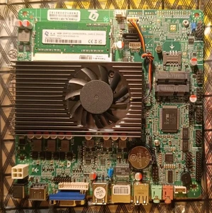 Motherboard Scheda Madre Mini ITX-B530_NL VER:1.0(5345M) con 4Gb Ram - Zdjęcie 1 z 3