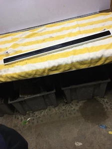 WR17X13006  GE REFRIGERATOR MULLION PART # WR17X13006 free shipping - Picture 1 of 4