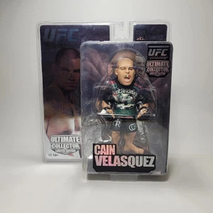 Round 5 UFC Ultimate Collector CAIN VELASQUEZ Limited Edition Figur #985 /1000- - Bild 1 von 1