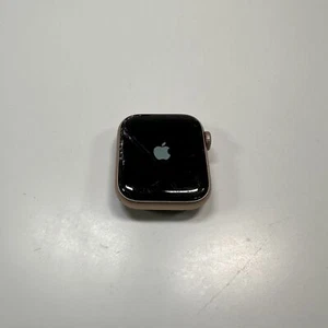Apple 40mm Apple Watch Series 4 Gold MTUJ2LL/A | Display Issue | For Parts - Zdjęcie 1 z 7