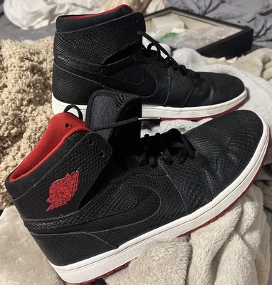 Nike Air Jordan 1 Retro High Nouveau Snakeskin 2016 Criado Negro Rojo Para hombres Talla 11 Foto 1 de 4