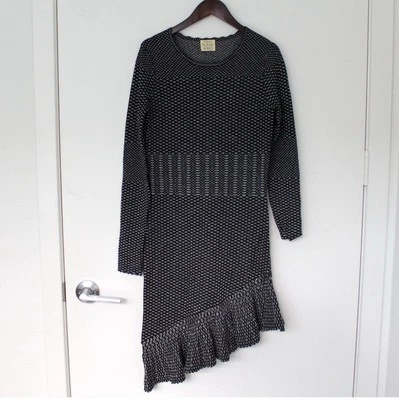 Torn by Ronny Kobo Asymmetrical Elegant Black and White Knit Dress size XS - Imagem 1 de 4
