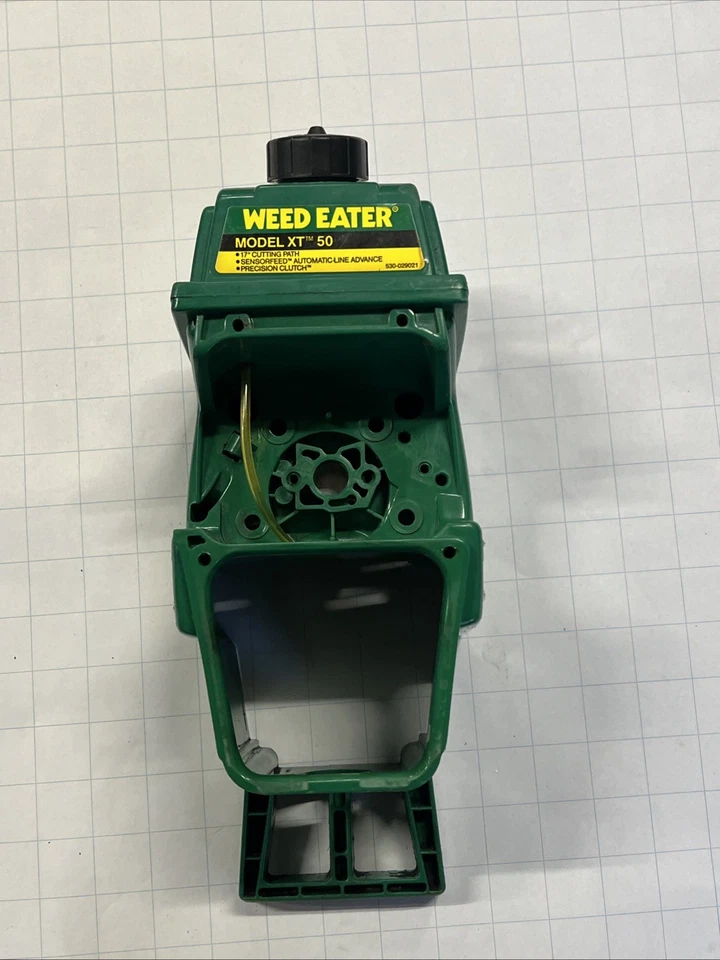 weed eater String trimmer model Xt 50 shroud and fuel tank Oem - Image 1 of 4