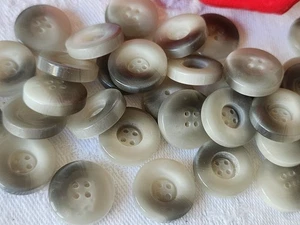 Lot 30 boutons vintage  gris chiné camaieu 1,5 cm trou ref 722 - Picture 1 of 3