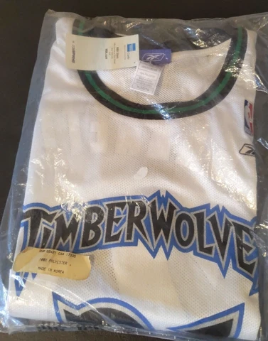 VINTAGE Kevin Garnett 21 Minnesota Timberwolves Jersey  XL White Reebok NBA Cover