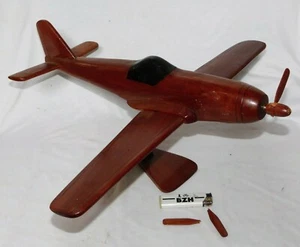 AVION MUSTANG P.40 . - BELLE GRANDE MAQUETTE BOIS  - Imagen 1 de 11