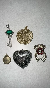Lot of 5 Vintage Pendants—Mixed Styles—Good Condition—Jewelry Craft - Picture 1 of 7