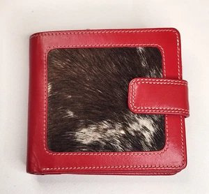 Cartera plegable de cuero rojo vintage cierre a presión, bolsillo con cremallera para monedas pelo de animal marrón - Imagen 1 de 13