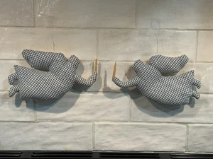 De colección 2 ángeles de guinga de peluche adornos de Navidad decoración arte popular casa de campo - Imagen 1 de 23