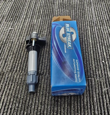 Standard Motor Products UF569 Ignition Coil For Cadillac CT4 (2022-2023) Model - Image 1 of 4