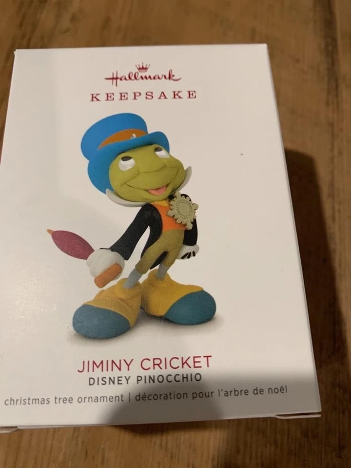 Hallmark Keepsake Ornament 2018 Jiminy Cricket DisneyPinocchio Limited Edition - Image 1 of 1