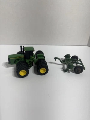 1/64 John Deere Tractor With Duals And Vintage Plow - Image 1 of 4
