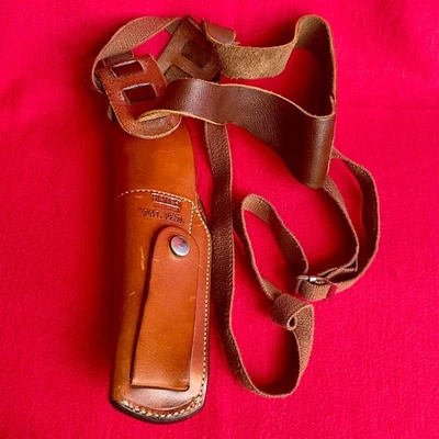 Biachi X15 Medium Right Hand Leather Shoulder Holster - Nice Condition! - Image 1 of 4