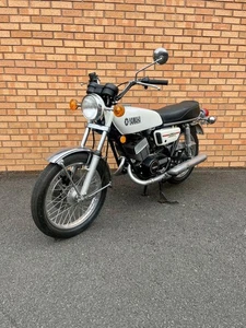 1971 YAMAHA RD 250 AMERICAN SPEC - RUNS & RIDES, ALL WORKS SEE VIDEO - Picture 1 of 9