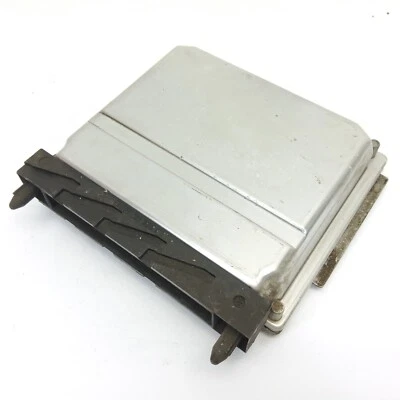 Компьютер модуля управления двигателем ECM ECU 2001 Volvo S70 09470738 - Изображение 1 из 4