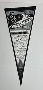 CHICAGO WHITE SOX 2005 WORLD CHAMPS SIGNATURES MLB BASEBALL  PENNANT MINT/NEW - Picture 1 of 1