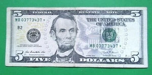 2013 $5.00 Federal Reserve Note **STAR BANKNOTE** - Picture 1 of 2